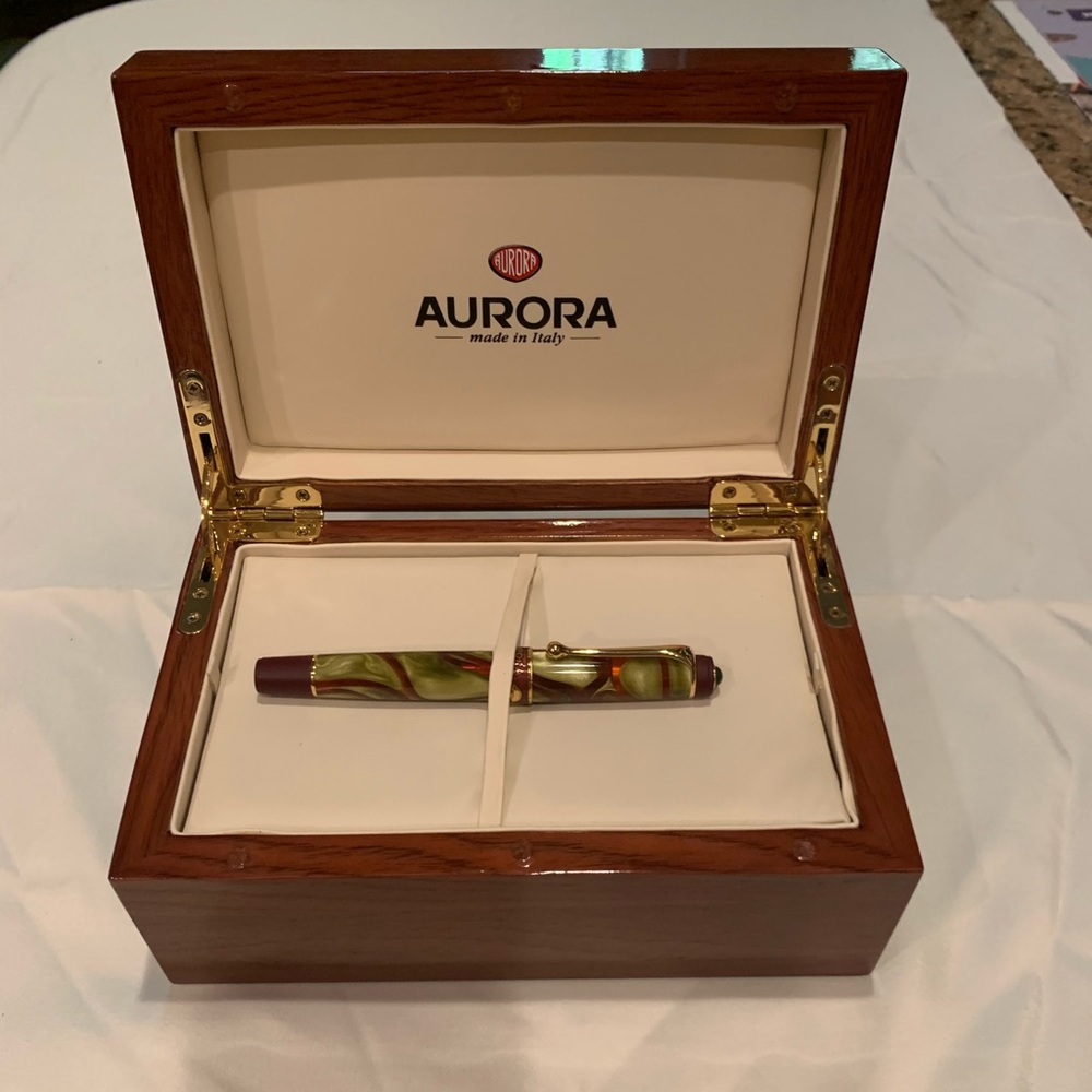 New Limited Edition Aurora “Asia” rollerball